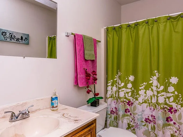 1246 Goldfinch Dr #B — Photo 13
