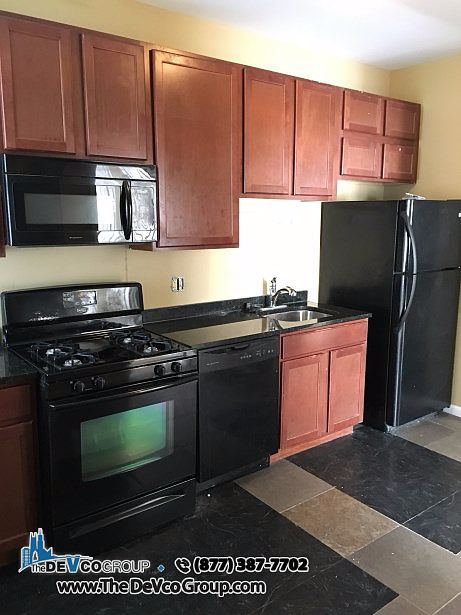 1st image of 3118 W Polk St #1