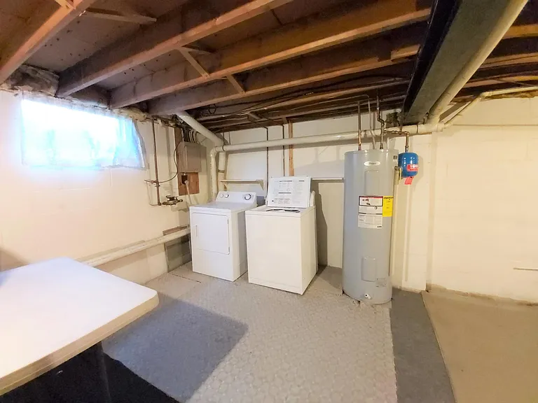 3210 Crystal Ct — Photo 26