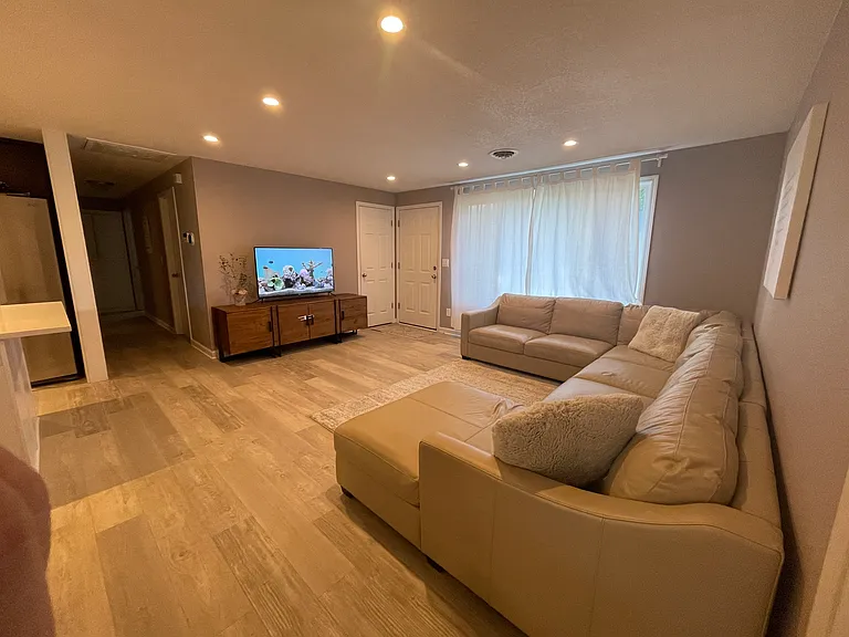 802 SW 15th St — Photo 4