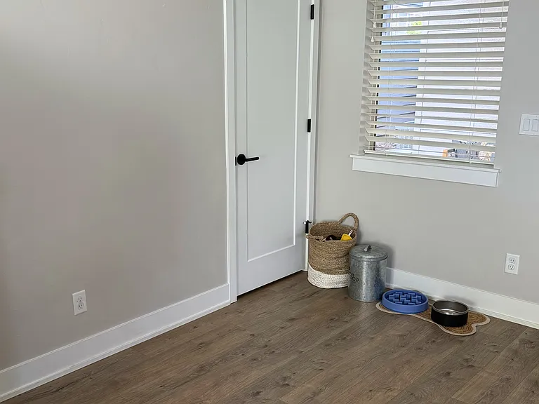 3749 NE Petrosa Ave — Photo 26