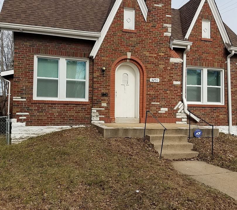 1st image of 3251 Delor St