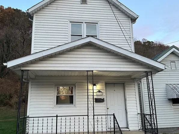 1718 Valley St, Sciotoville, OH 45662