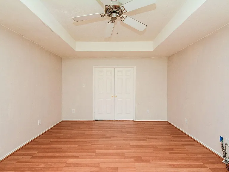 19715 Lindenfield Ct — Photo 15