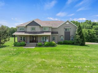 228 Bluegrass Ridge Rd, Saint Clair, MO 63077