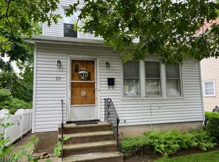 23 Grove St, Ridgefield Park, NJ 07660