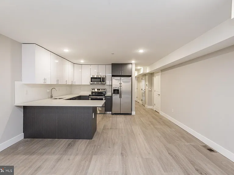 1724 N Marshall St #B — Photo 7