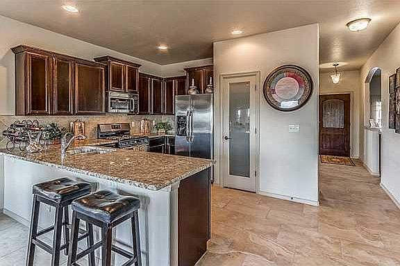 4th image of 12355 Thren Ave