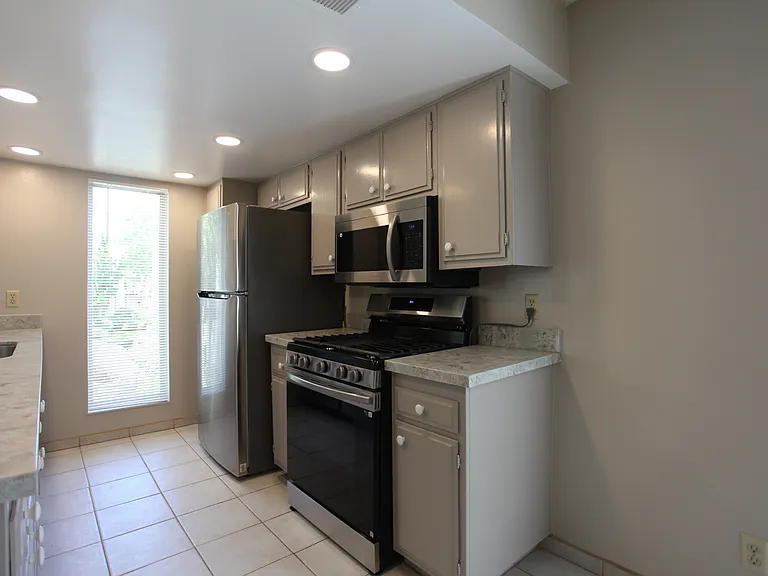 6878 Navajo Rd #106 — Photo 4