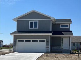 5437 Brook View Ave, Des Moines, IA 50317