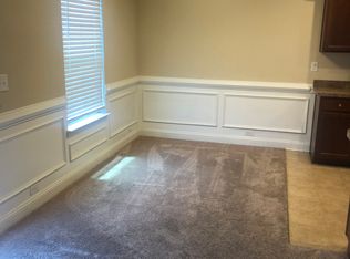 6246 Hickory Lane Cir, Union City, GA 30291