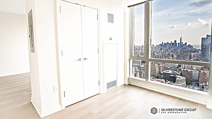 Rented by Silverstone Group USA Corp. | media 55