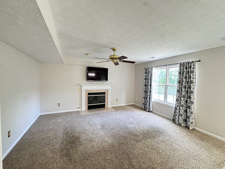 252 Masterson Station Dr — Photo 11