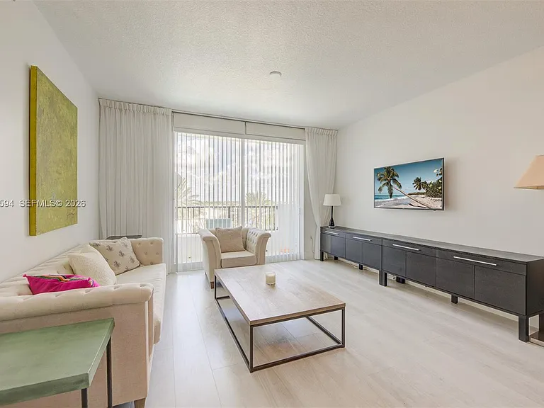 2401 NE 65th St #509 — Photo 9