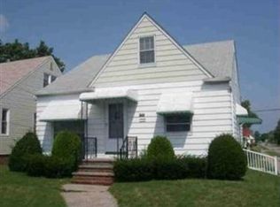 6702 Snow Rd, Parma, OH 44129