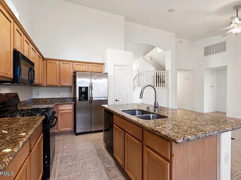 26024 N Hackberry Dr — Photo 6