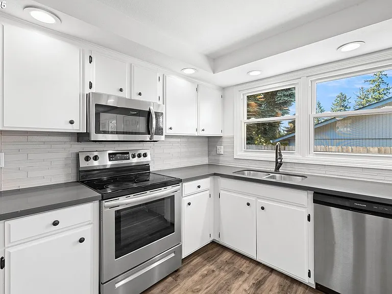 14103 SE McGillivray Blvd — Photo 11