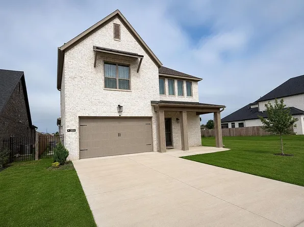 3004 S 15th St, Rogers, AR 72758