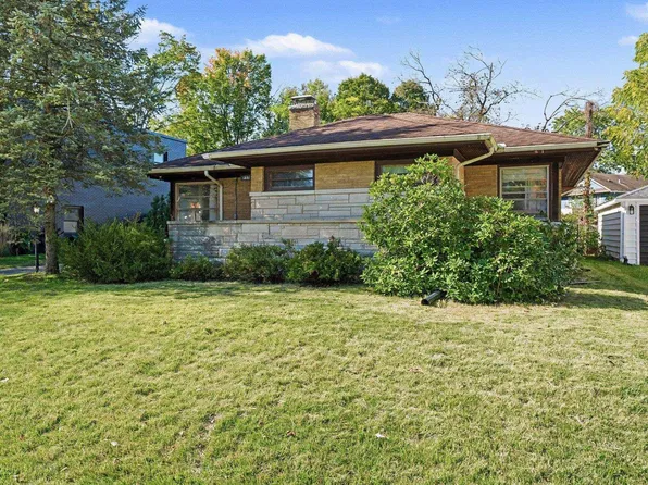 1851 Kessler Blvd, South Bend, IN 46616