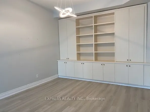 33 Empress Ave, Toronto, ON