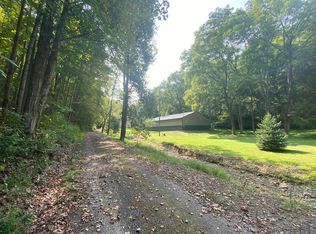 22321 E Sams Creek Rd, Laurelville, OH 43135