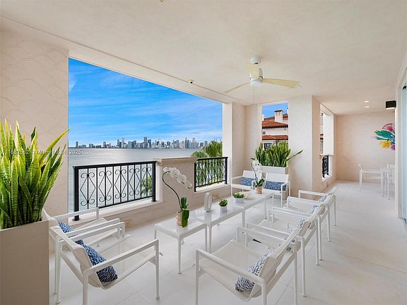 3rd image of 5053 Fisher Island Dr #5053