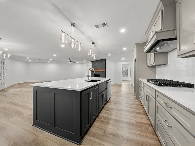 52055 Lockwood Dr — Photo 14