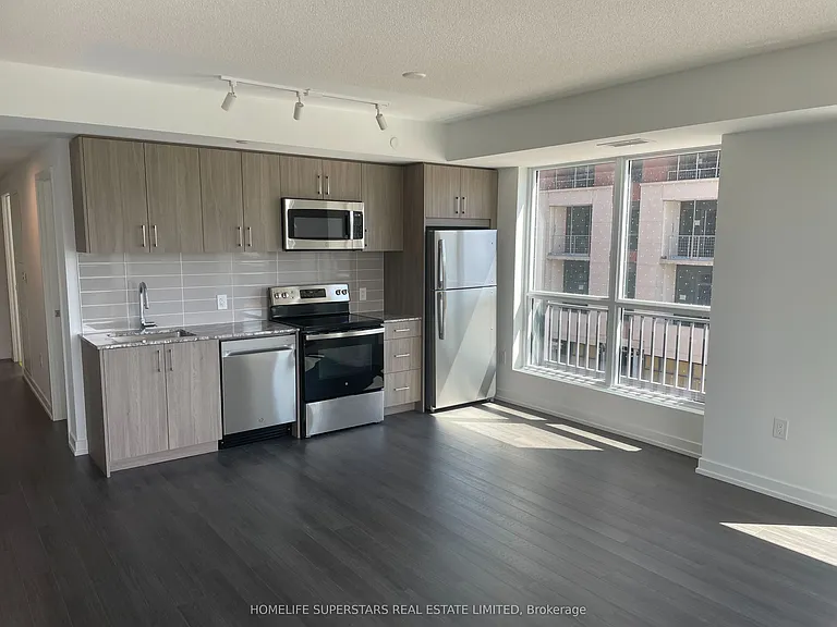 4010 Eglinton Ave W #321 — Photo 4