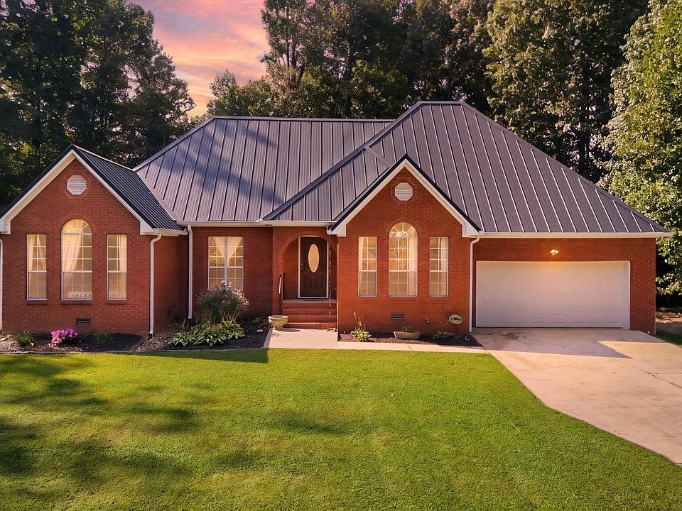 1st image of 307 Chambers Rd