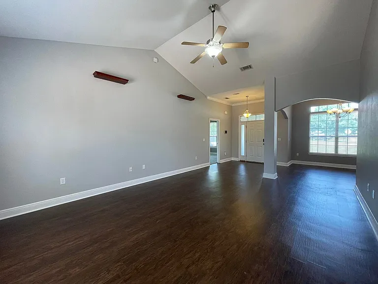 148 Crab Apple Ave — Photo 6