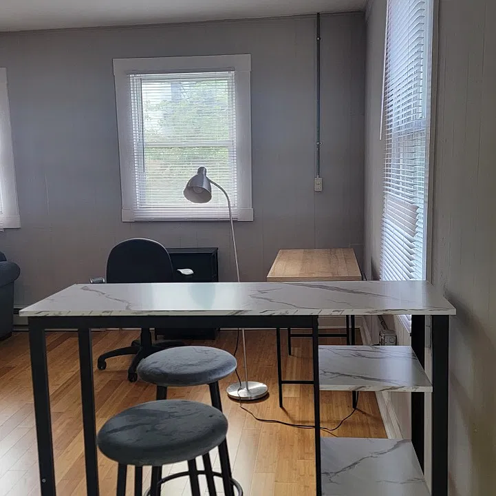 50 1/2 Whitney Ave #50-1/2