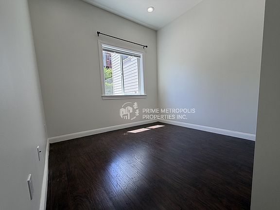 4th image of 853-855 Lombard St #855A