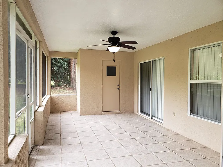 1612 Sweetwater West Cir — Photo 34