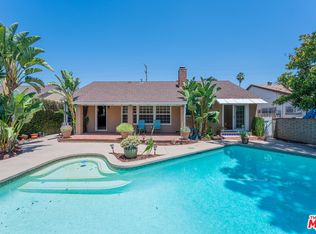 14208 Valerio St, Van Nuys, CA 91405