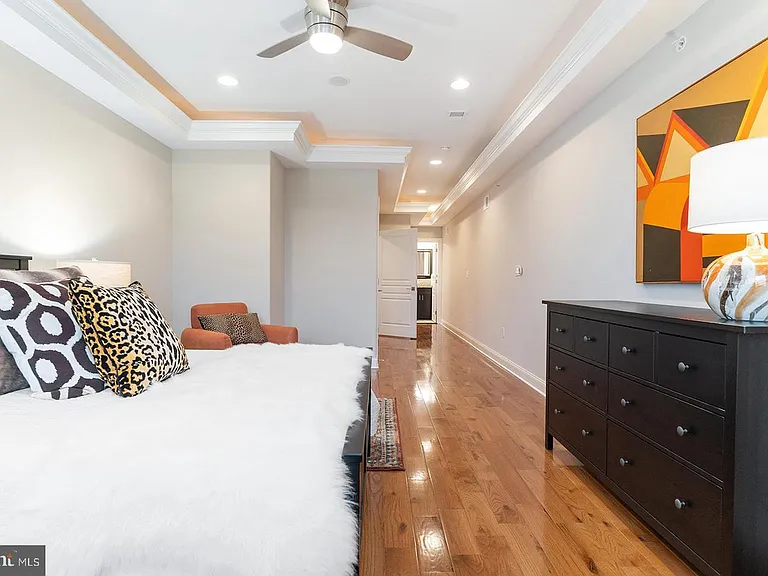 1232 S 23rd St — Photo 32