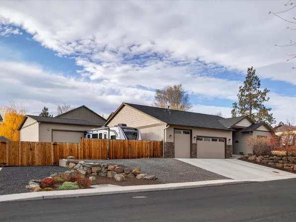 2793 SW 33rd St, Redmond, OR 97756