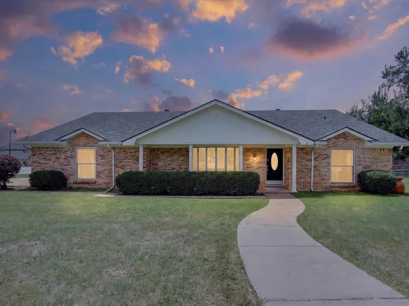 4301 Jester Ct, North Richland Hills, TX 76180