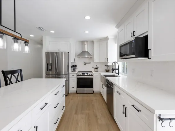 811 SE 2nd Avenue, Pompano Beach, FL 33060