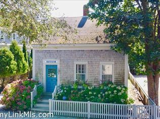 9 Prospect St, Nantucket, MA 02554