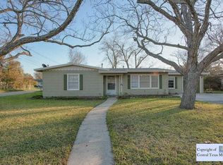 971 Jefferson Ave, Seguin, TX 78155