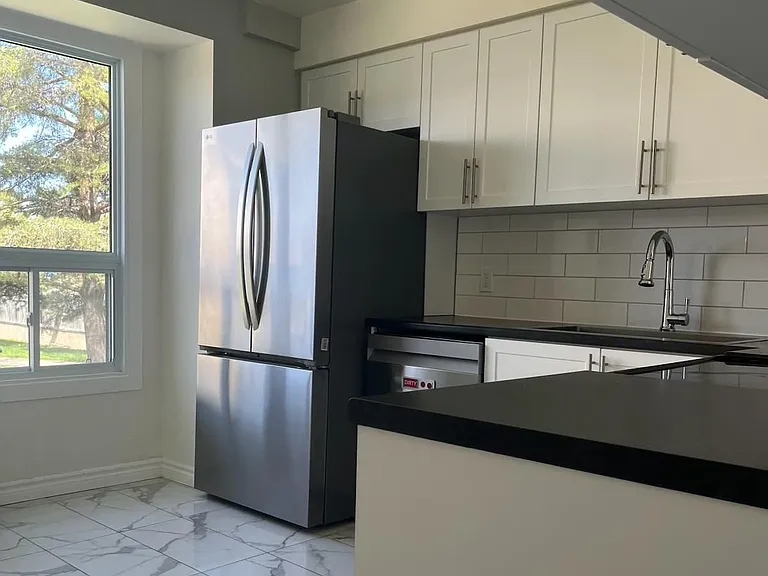 135 Belmont Dr #53 — Photo 3