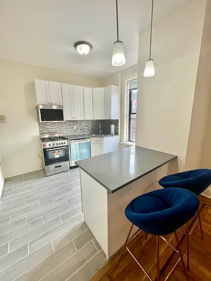 Rented by Tolmas Corporation | media 16