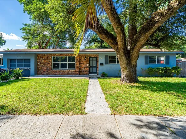 833 NE 153rd Ter, Miami, FL 33162