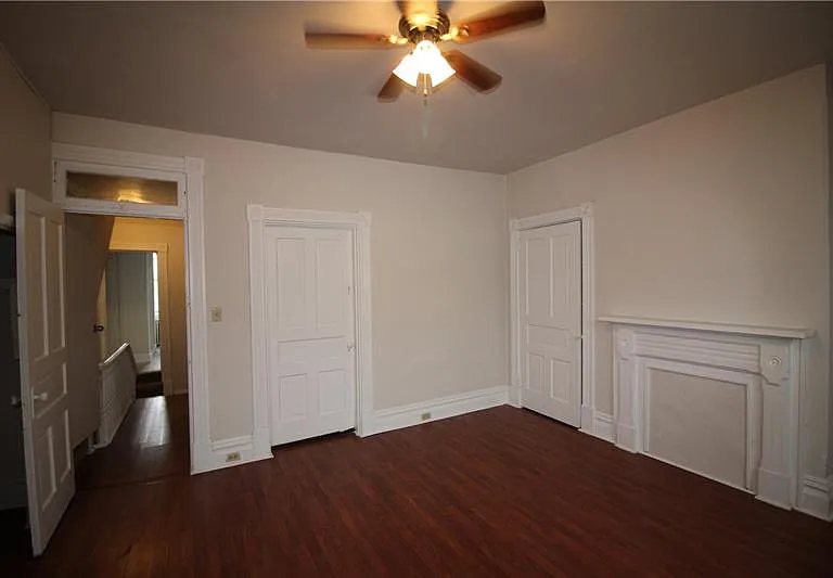 338 Ella St — Photo 9