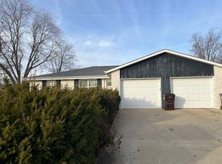 801 E Jackson St #1, Morton, IL