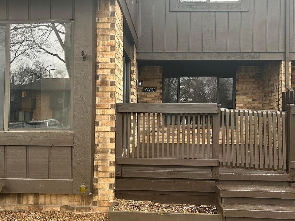 1st image of 37431 Clubhouse Dr #121