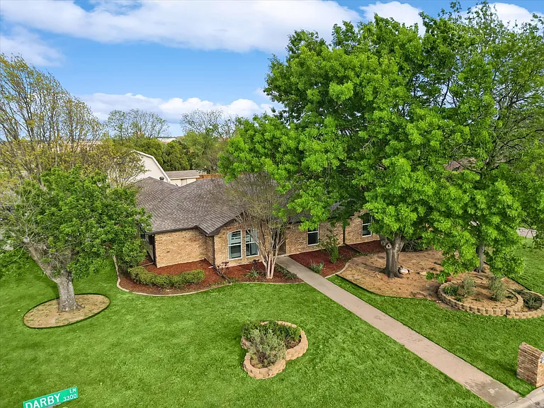 3322 Darby Ln — Photo 80