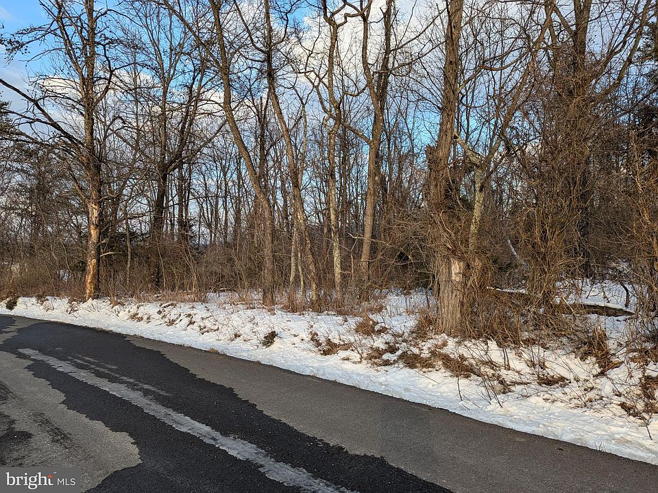 2nd image of Fairbee Rd