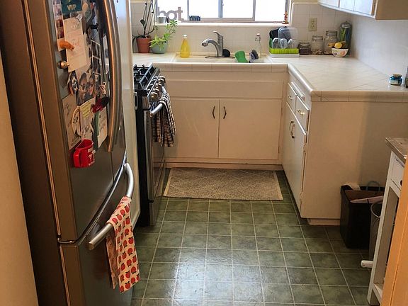 2nd image of 11831 Mayfield Ave APT 7