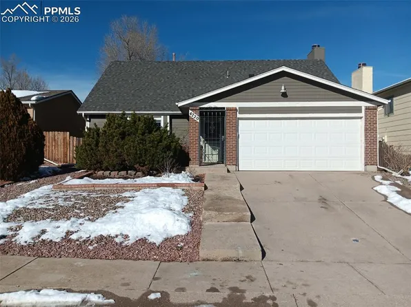 4720 Live Oak Dr, Colorado Springs, CO 80916